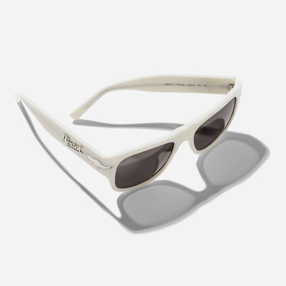 D&G x Persol Black Frame Sunglasses Unisex Never Worn - Picture 14 of 15